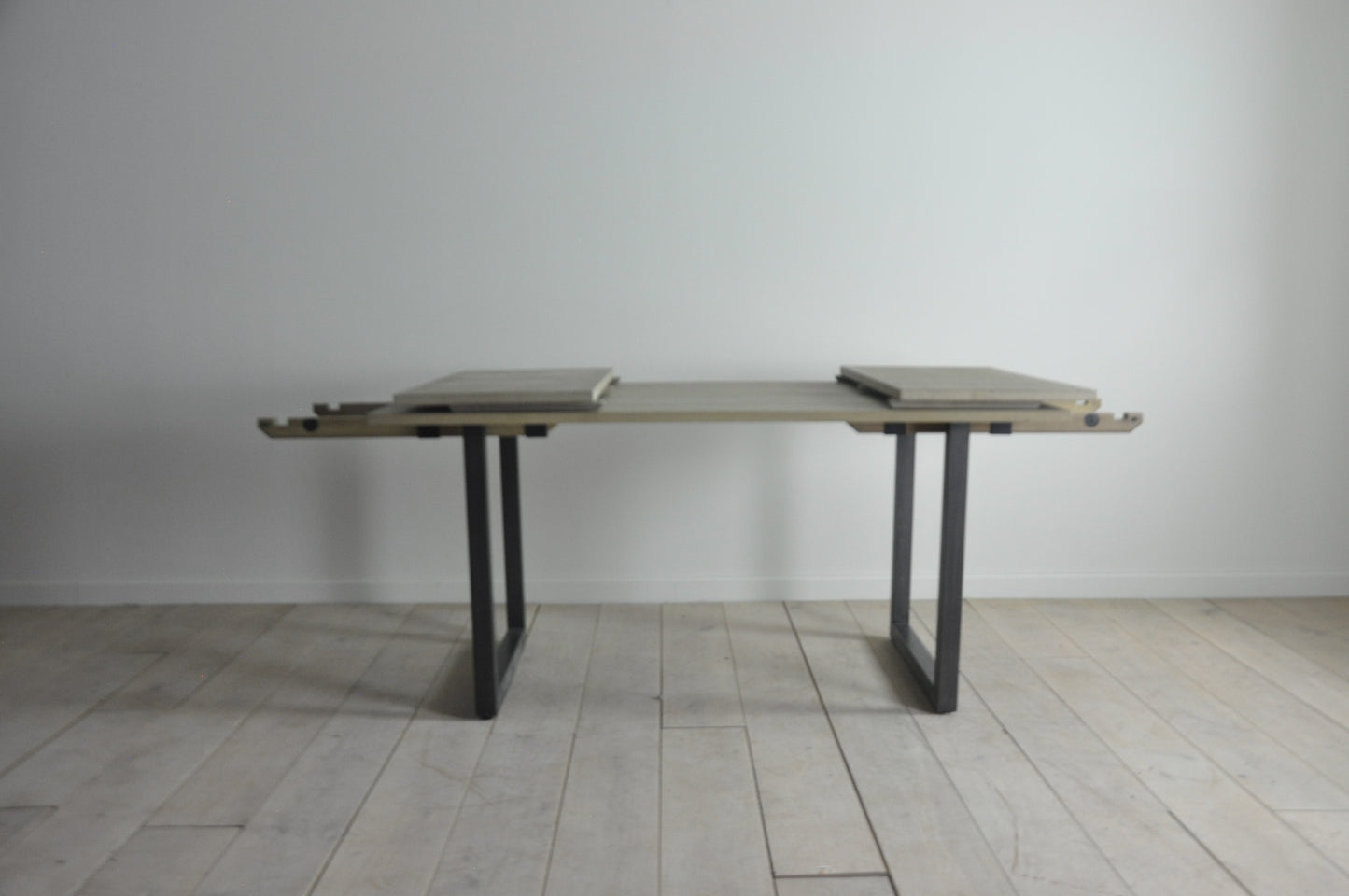 Neptune Carter extending dining table