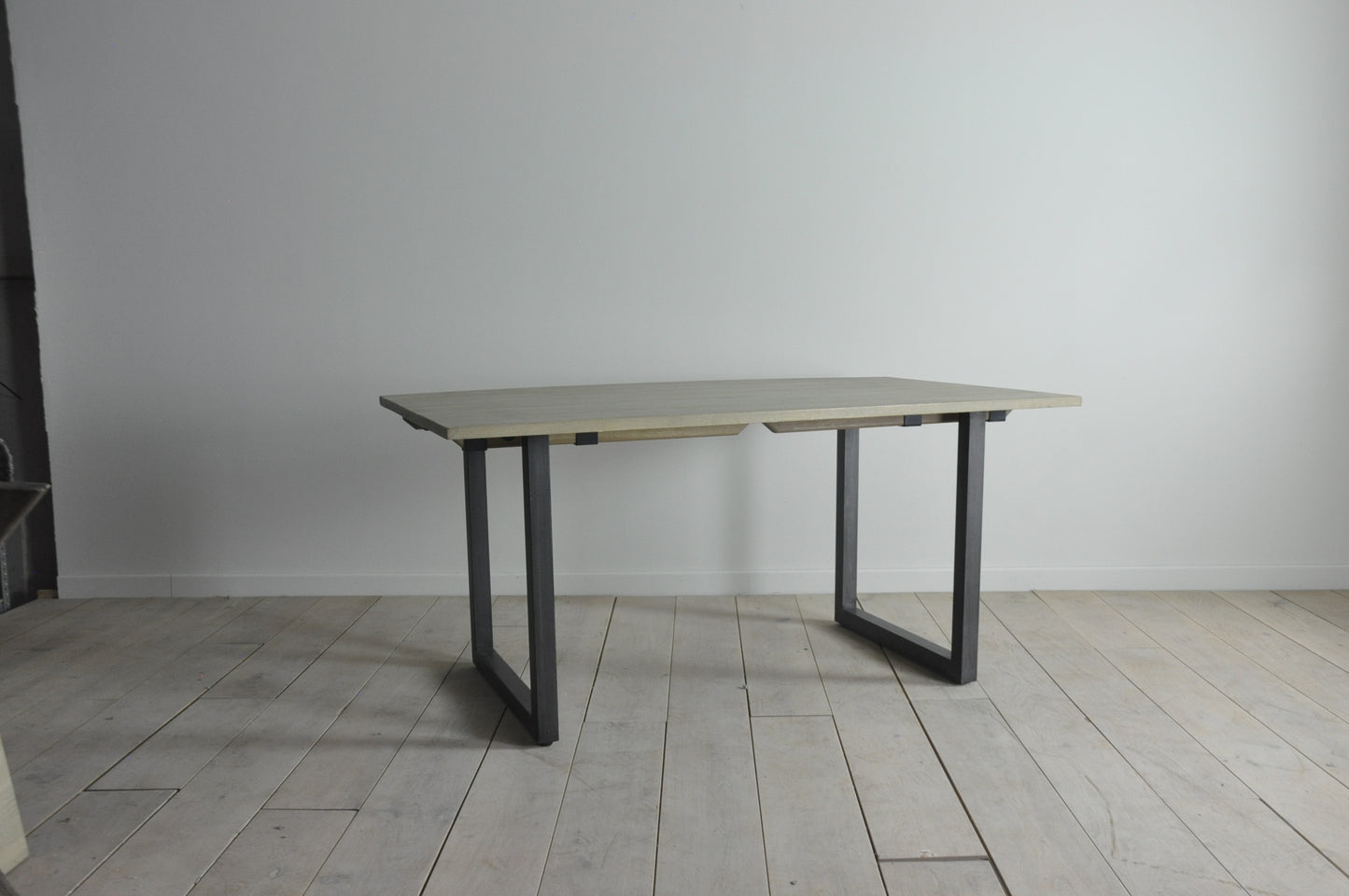 Neptune Carter extending dining table