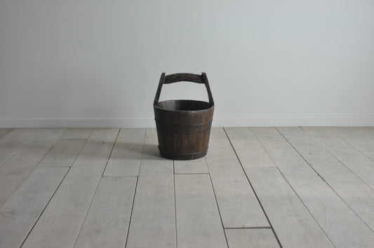 Old Chinese water bucket