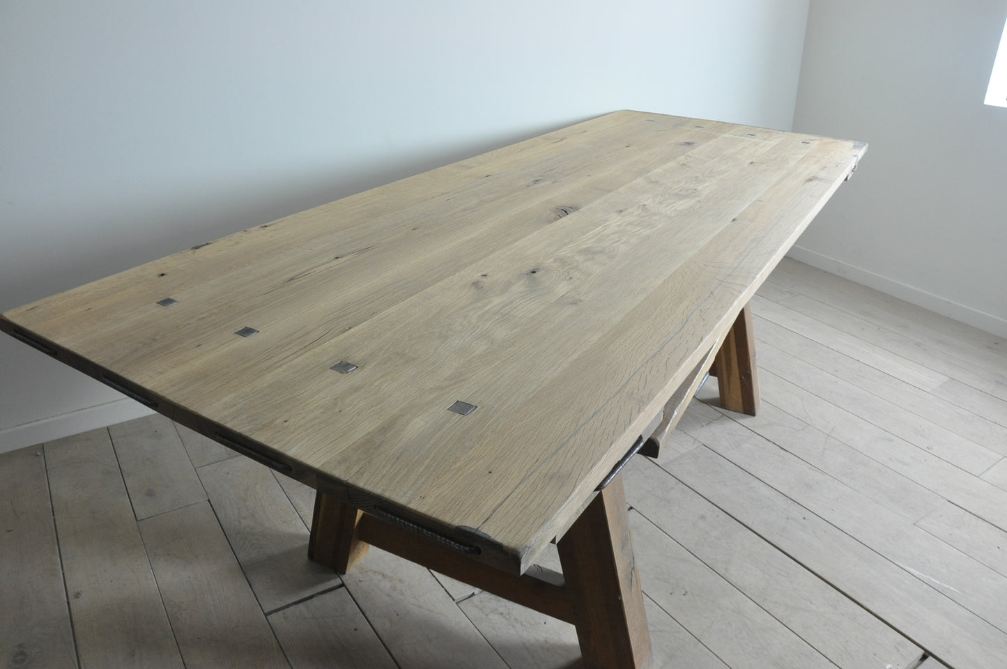 Razlog 10-12 seater rectangular seasoned oak table