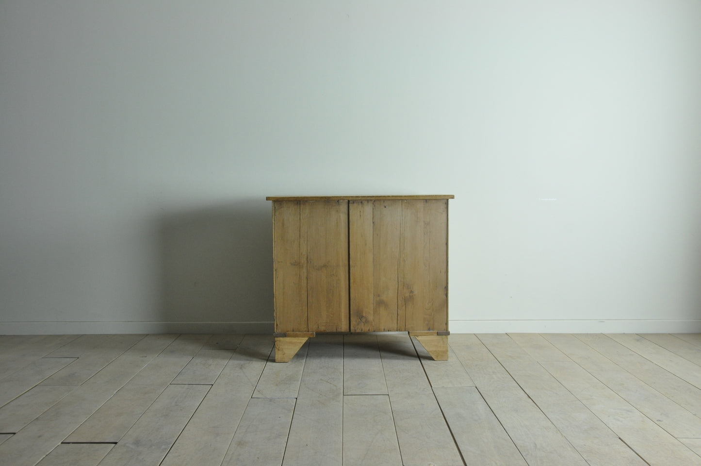 Old pine chest of drawers